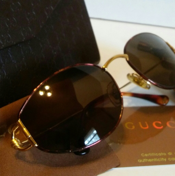 Mens GOLD GUCCI HORSEBIT VINTAGE SUNGLASSES💯% - Picture 1 of 4